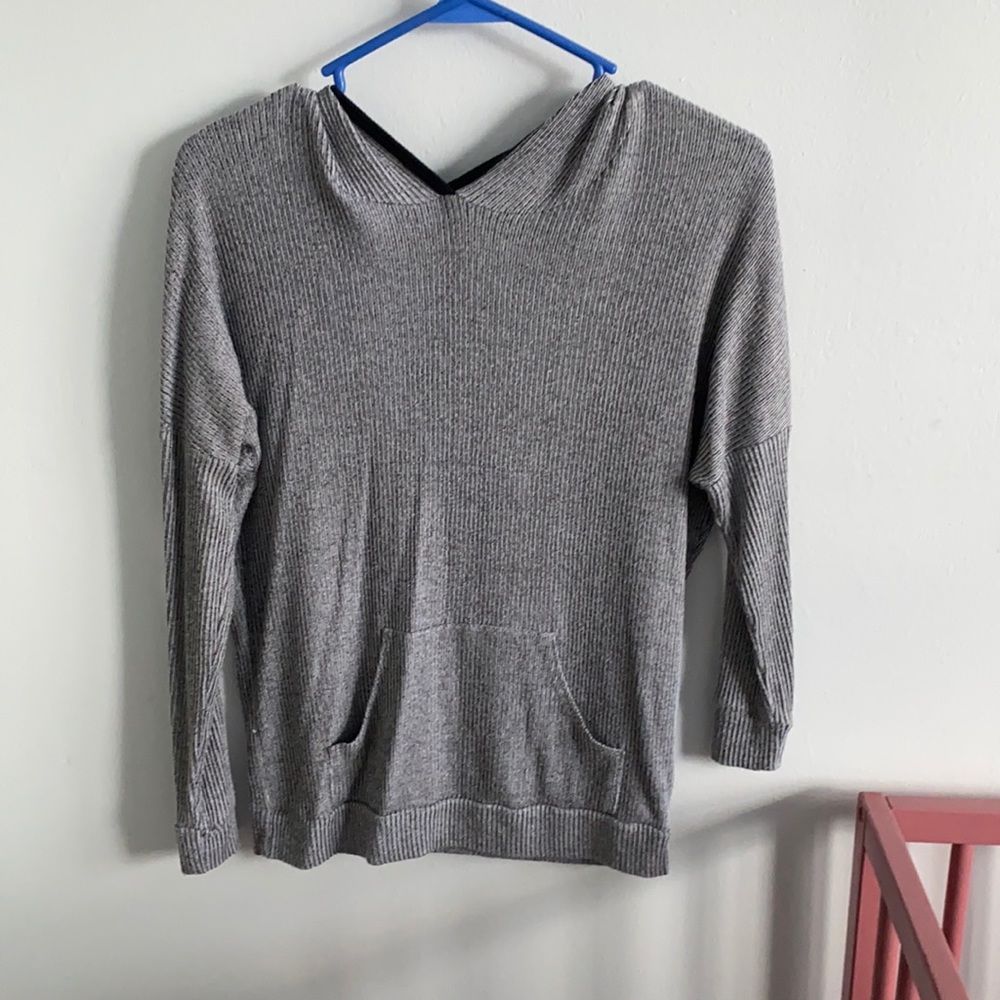 Hooded top